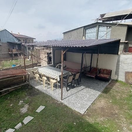 Sam'S Place, Tours With Sam Yerevan Exterior foto